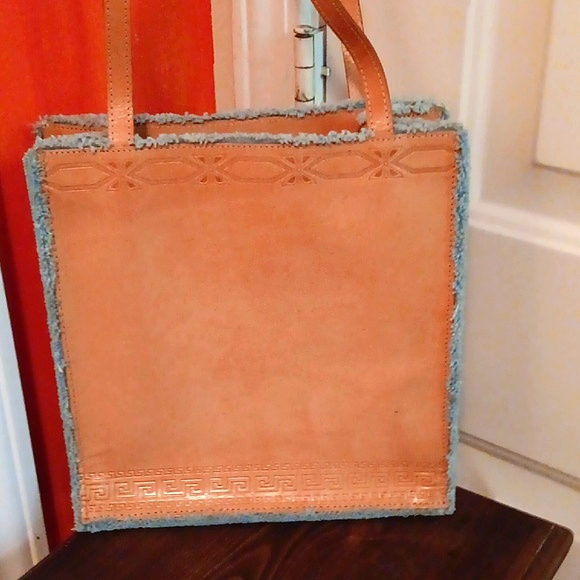 Purse - Picture 3 of 3